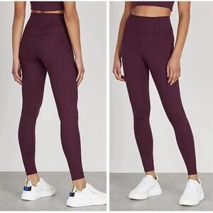 Girlfriend Collective Compressive High Rise 7/8 Leggings Plum Purple 4007 Medium